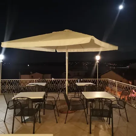 Nocleg ze śniadaniem Kairos 3*