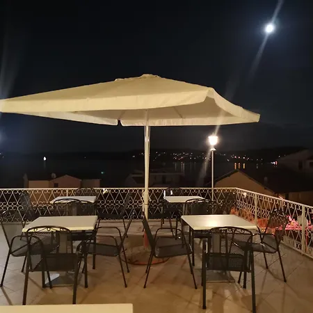 Kairos Nocleg ze śniadaniem