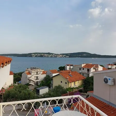 Kairos Bed & Breakfast 3*