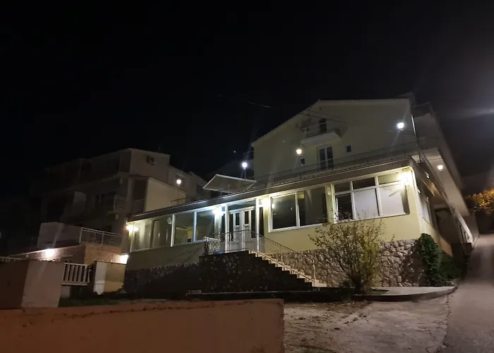 Kairos לינה וארוחת בוקר